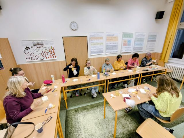 Andělka na zavěšení - kurz plstění